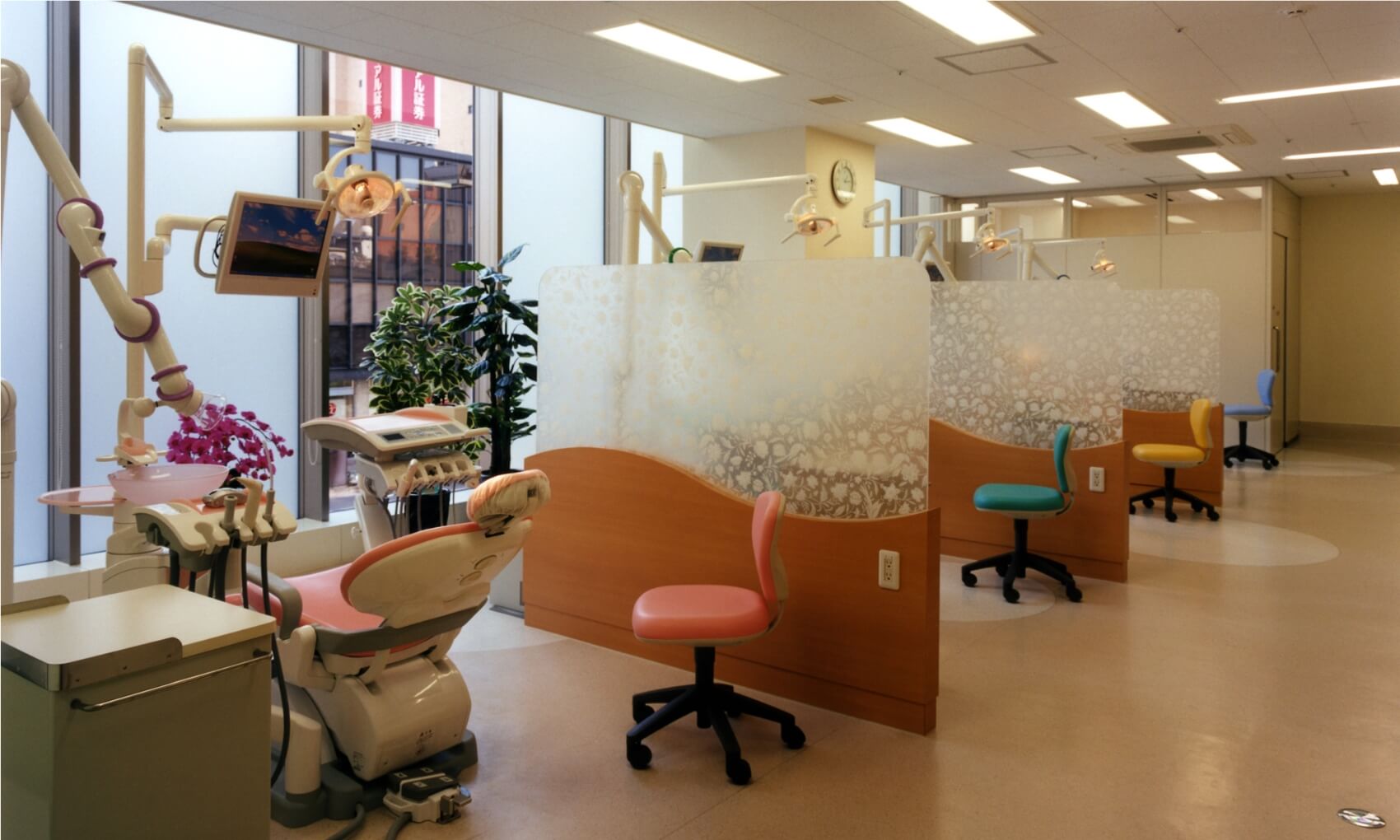 外来フロア（2階）