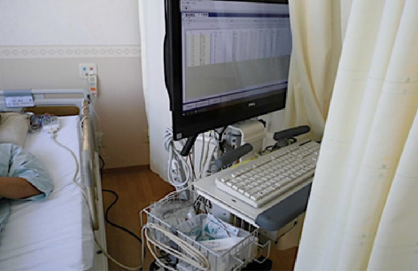 ベッドサイドの脳波検査